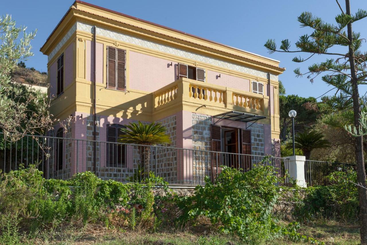 Villa Santa Lucia Чефалу Екстериор снимка