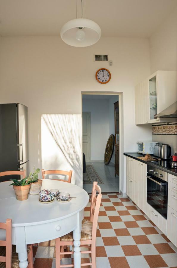 Villa Santa Lucia Чефалу Екстериор снимка