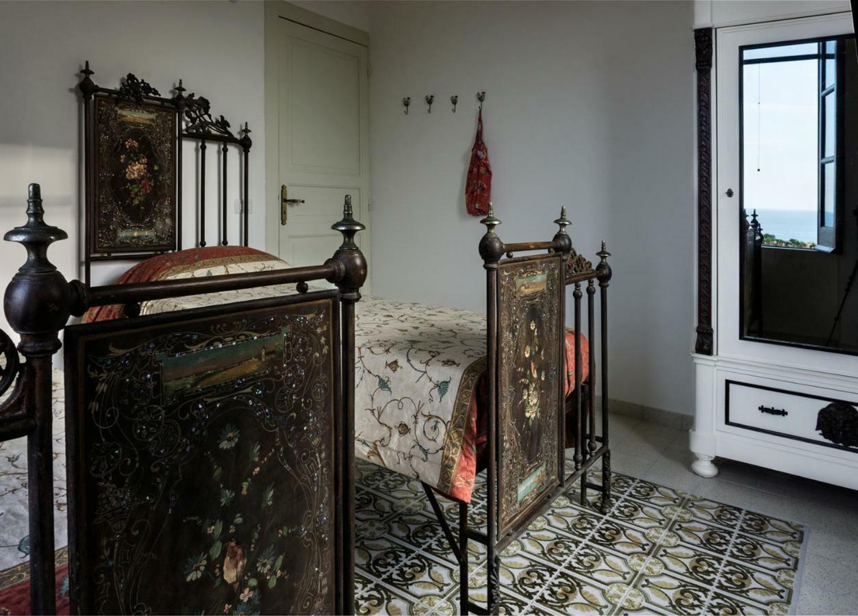 Villa Santa Lucia Чефалу Екстериор снимка